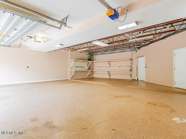 1770 Victoria Chase Ct — Photo 33