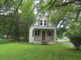 217 Seth Ln, Stroudsburg, PA 18360