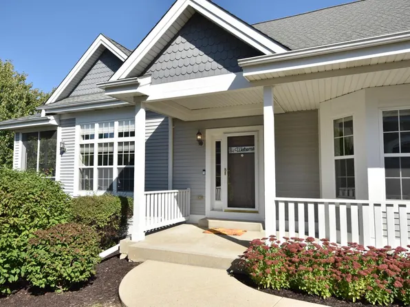 N59W17764 Meadow COURT, Menomonee Falls, WI 53051