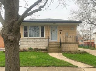 14549 Tripp Ave, Midlothian, IL 60445