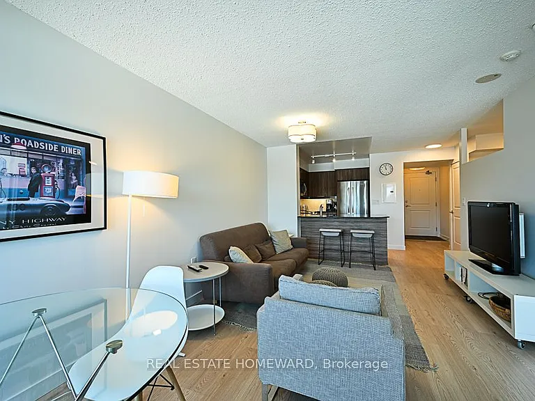 125 Western Battery Rd #913 — Photo 2