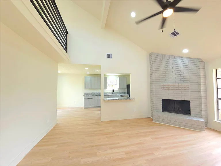 6706 Dinner Creek Ct — Photo 9
