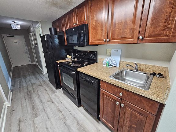 3rd image of 5200 N Ocean Blvd. #731