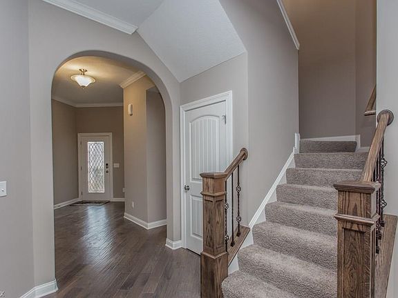 2nd image of 9460 Grace Dr