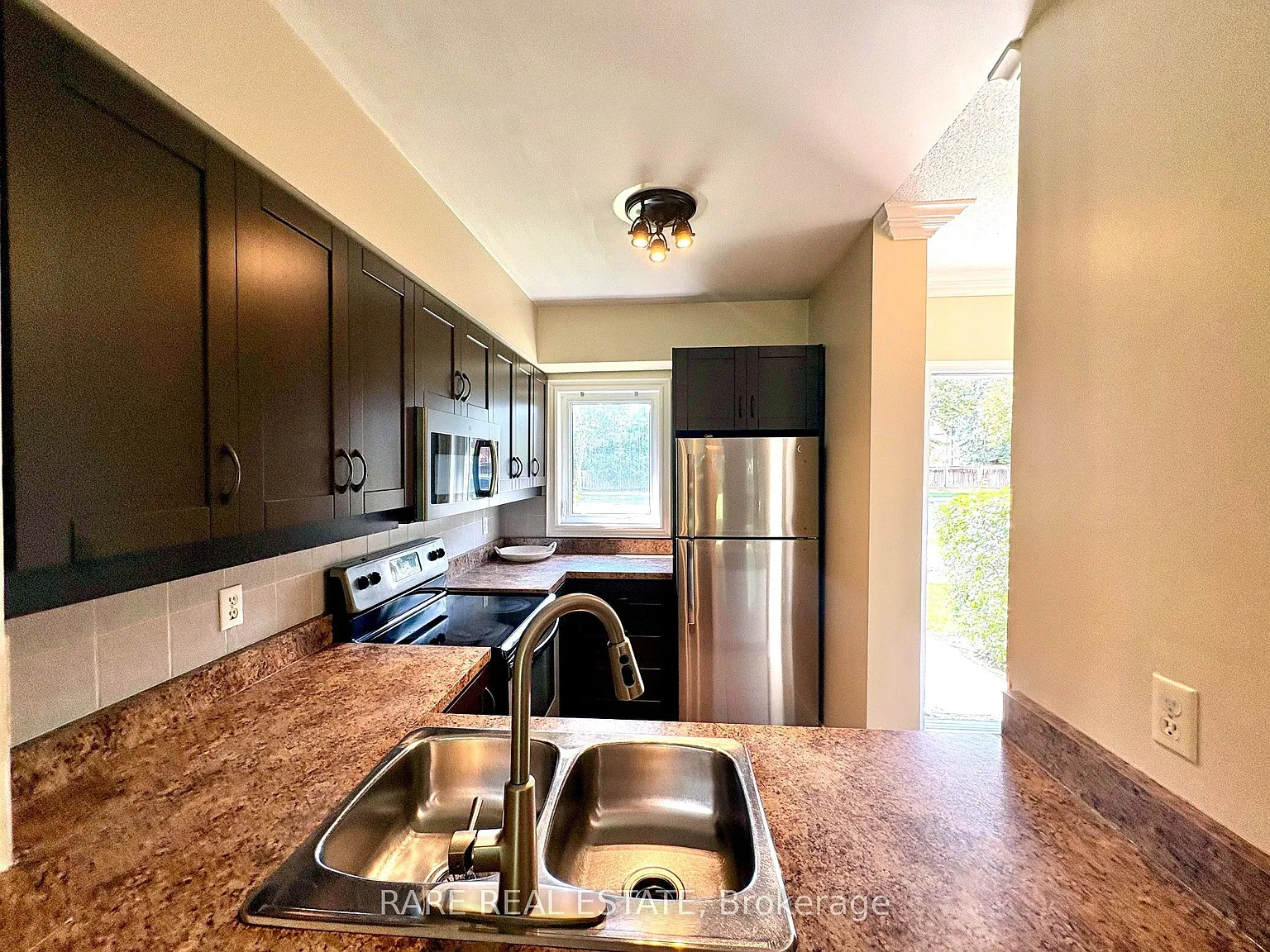 3 bed, $3,900 — Photo 4