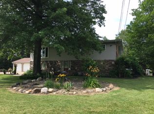 5857 Trumbull Rd, Geneva, OH 44041