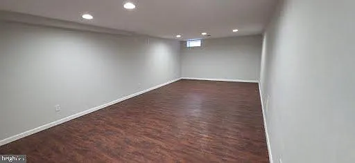 1319 The Ter — Photo 3
