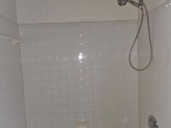 2nd image of 4740 Wainwright Cir