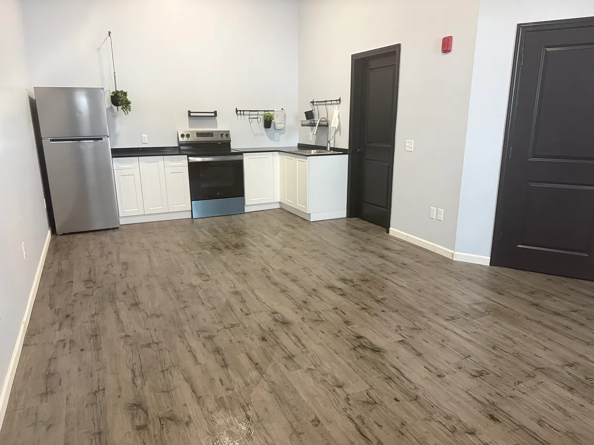 Building Photo - 178 Lyman St #178