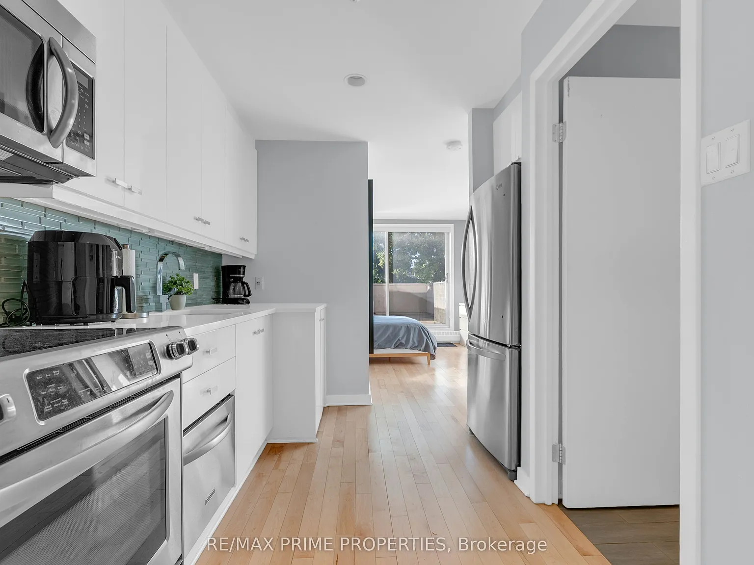 Studio, $1,999 — Photo 2