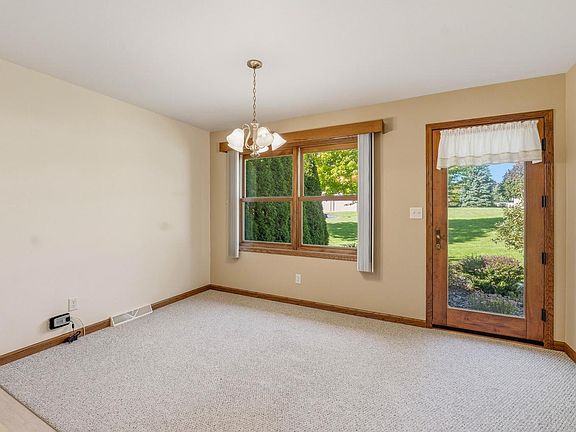 5th image of 144 N Pleasant View ROAD