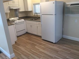 445 Fairview Ave APT 2, Coventry, RI 02816