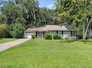 6021 Vaux Rd, Beaufort, SC 29906