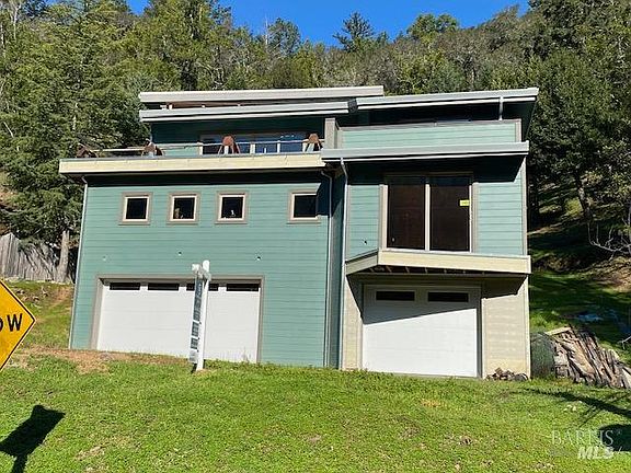 2nd image of 572 Cascade Drive