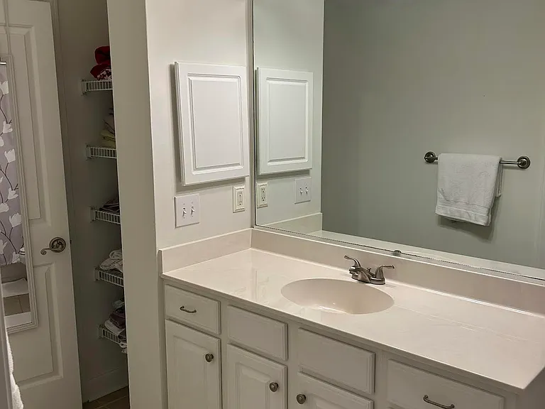 2244 Ashley Crossing Dr #213 — Photo 9