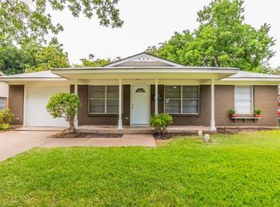 2737 Morgan St, Irving, TX 75062