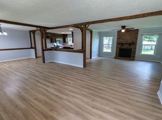 100 Ambergate Ct, Greer, SC 29650