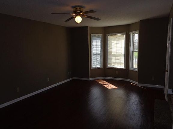 2nd image of 3235 N Senseney Cir