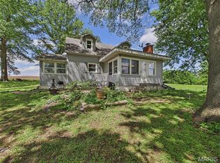 3941 Gun Club Rd, New Athens, IL 62264
