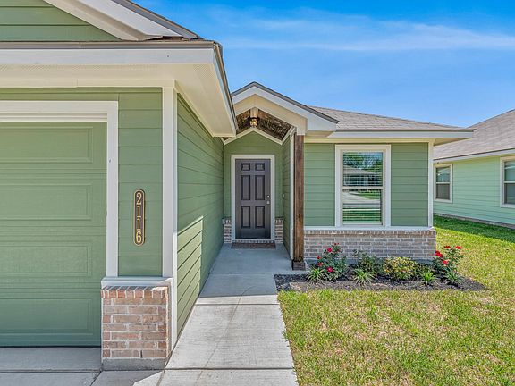 2nd image of 2116 Heritage Meadow Ln
