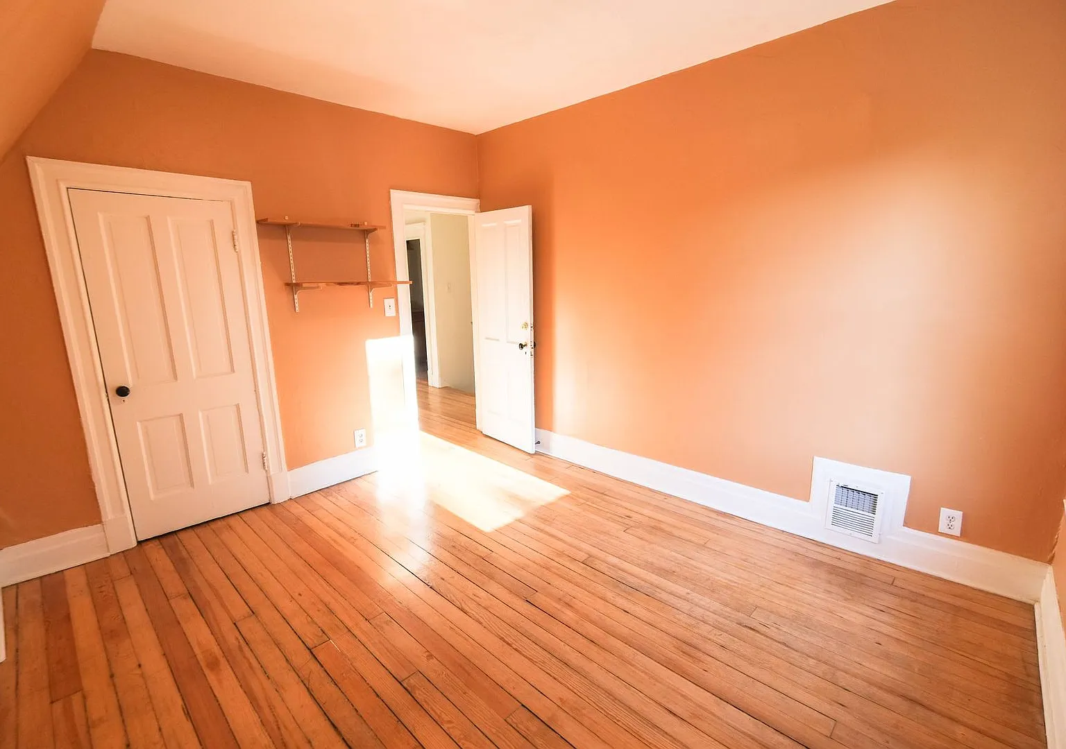 Showings Start 9/1/26 - Beautiful 3 Bedroom 2.5 Bath Historic Home Located In City Park — Photo 2