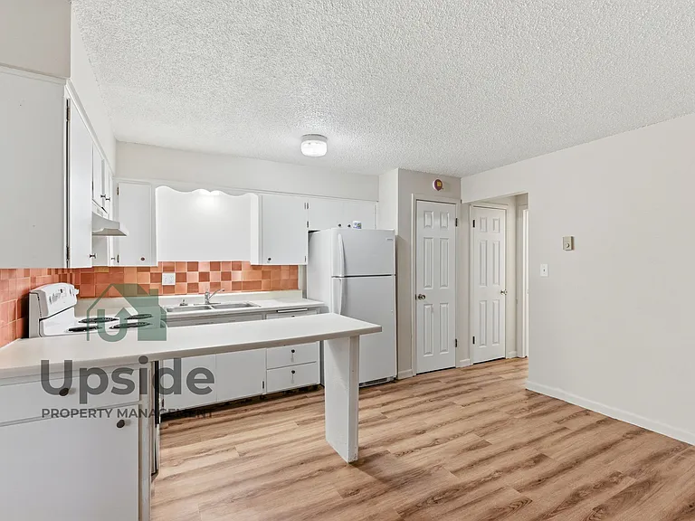217 E Sinto Ave #2 — Photo 10