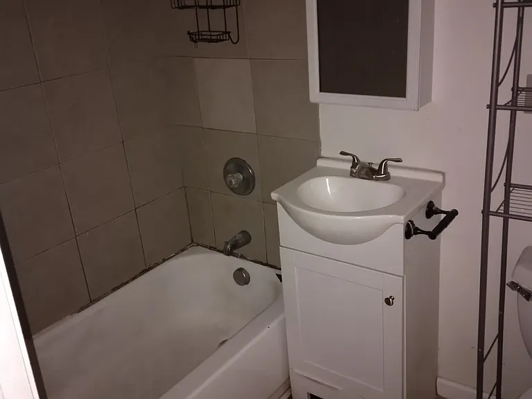 35 Pond St #5 — Photo 18