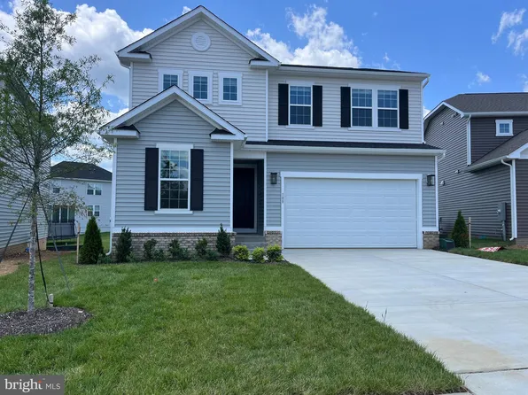 108 Midsummer Ln, Middletown, VA 22645