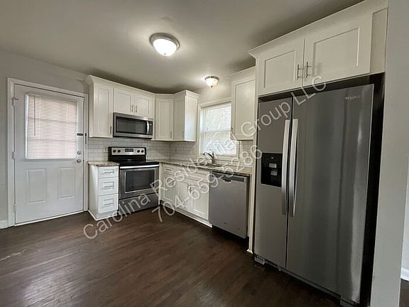 5th image of 1624 Eastway Dr