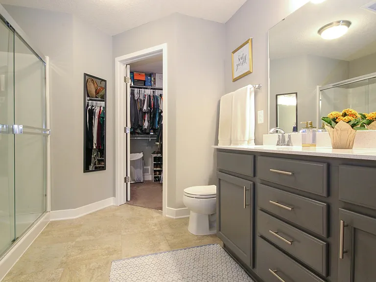 Large Master Bathroom