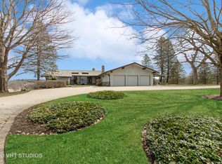 243 Butternut Rd, Barrington, IL 60010