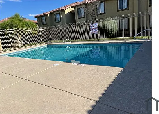3 bed, 1130 sqft, $2,480 — Photo 2