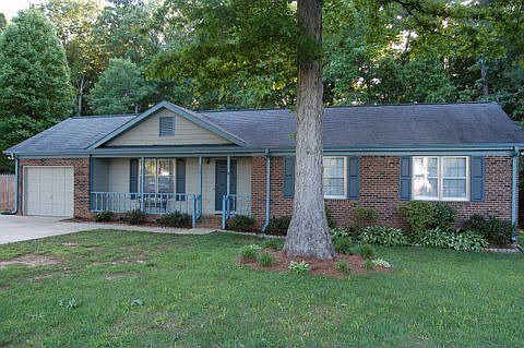 Great curb appeal here!