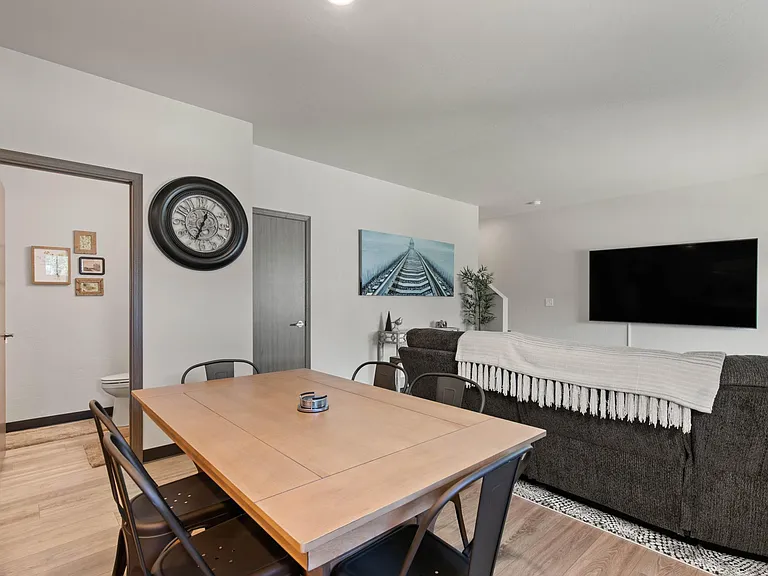 1911 W Boone Ave #3 — Photo 15