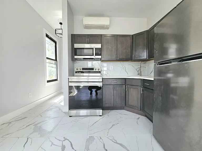 226 Roseville Ave #SA5 — Photo 3