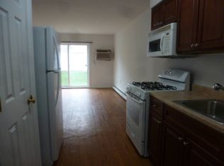 15617 79th St, Howard Beach, NY 11414