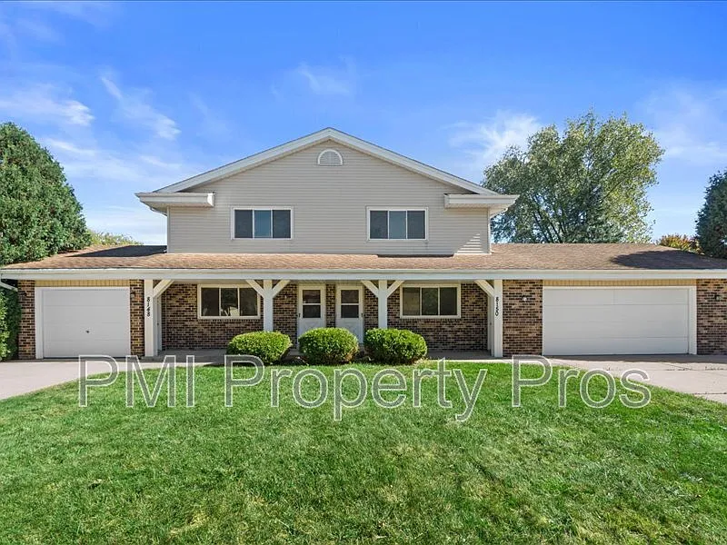 3 bed, 1.5 bath, 1260 sqft, $1,975 — Photo 1