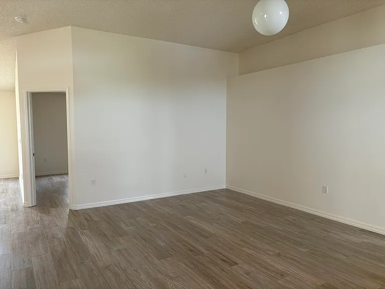1776 Vista Lake Cir — Photo 12