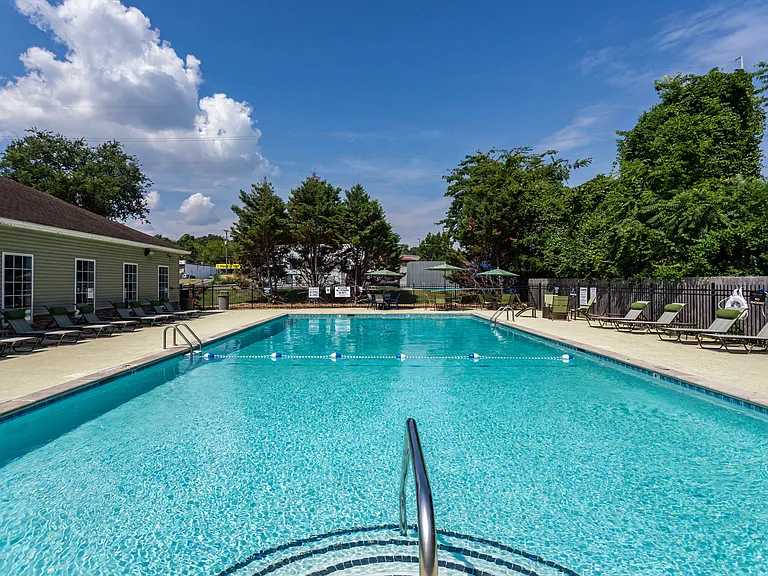 Jackson Grove Apartment Homes — Photo 12