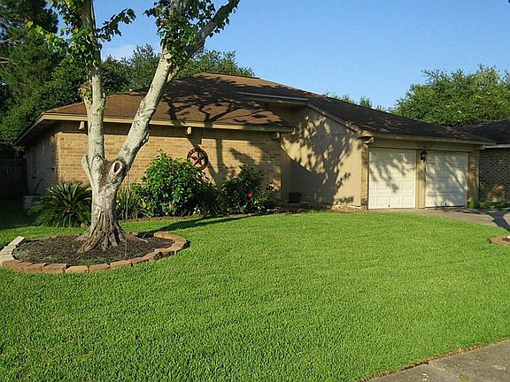 2nd image of 314 Forest Hills Dr