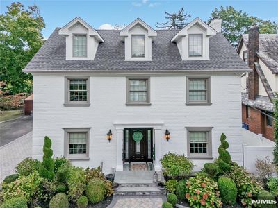343 Robin Rd, Englewood, NJ, 07631
