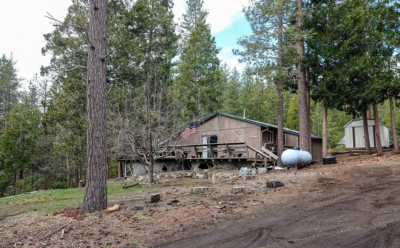 6409 Kangaroo Creek Rd, Gazelle CA - Owner Finance Home