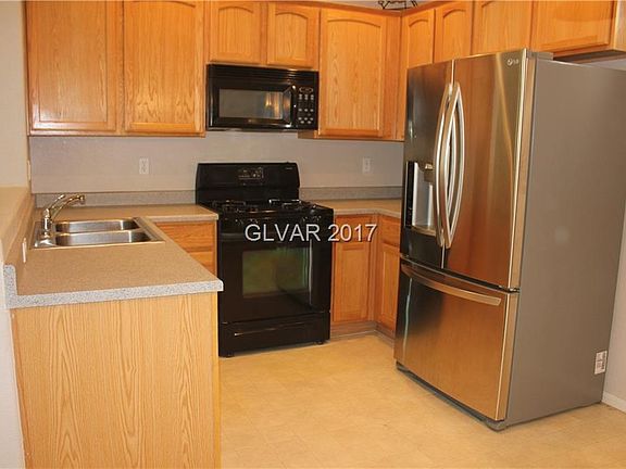 3rd image of 8245 Apple Spice St