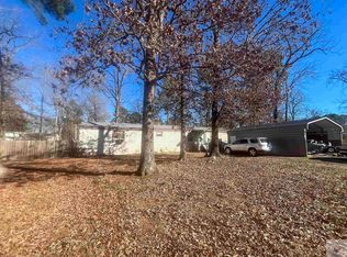 808 E 12th St, Hooks, TX 75561