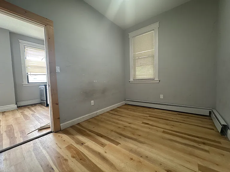 719-725 Wethersfield Ave #1BS — Photo 5