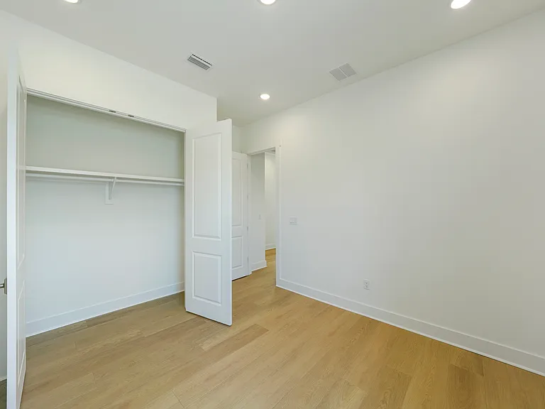 1615 Pathways Dr — Photo 13