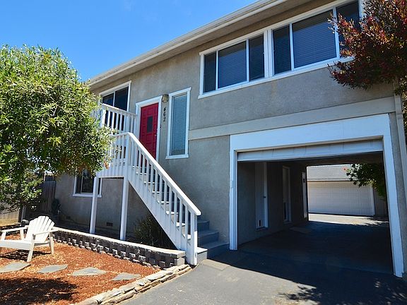2nd image of 462 Arbutus Ave