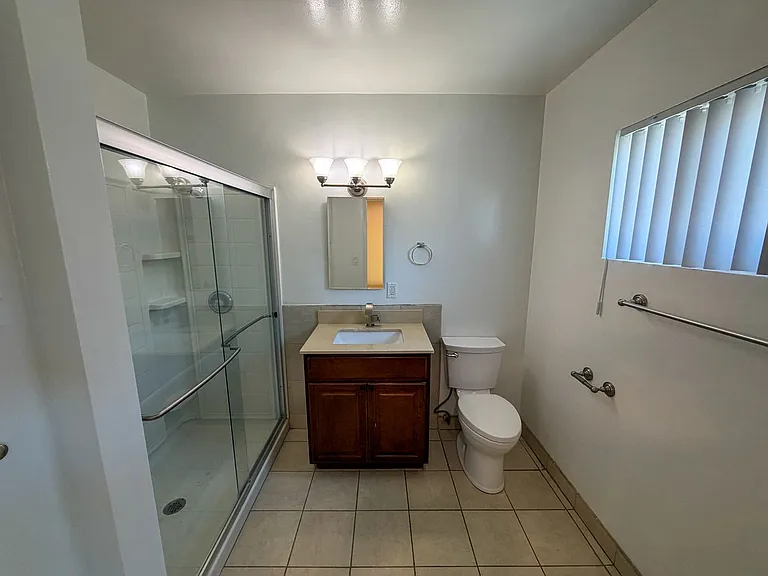 2227 E Westport Dr — Photo 12