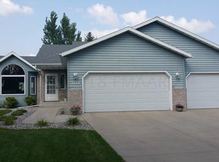 3039 25th Ave S, Fargo, ND 58103