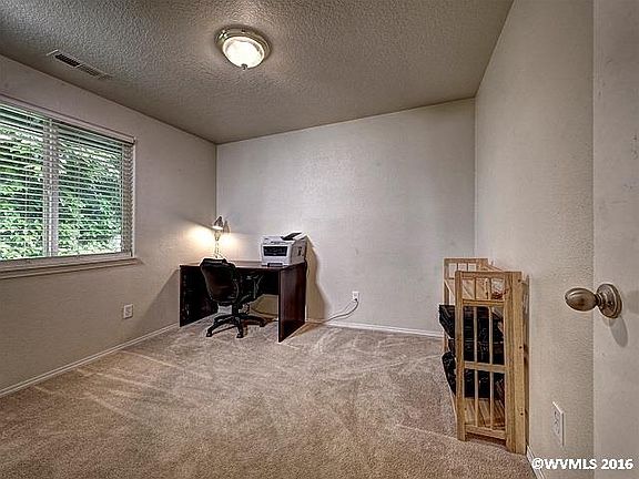 5th image of 135 Wander Way SE